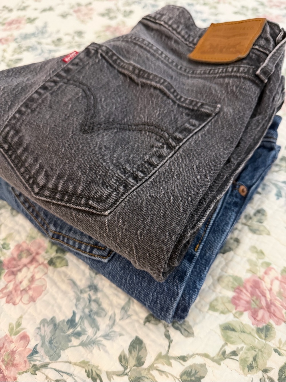 2 pair Levi's Women's Charcoal Straight Leg Jeans